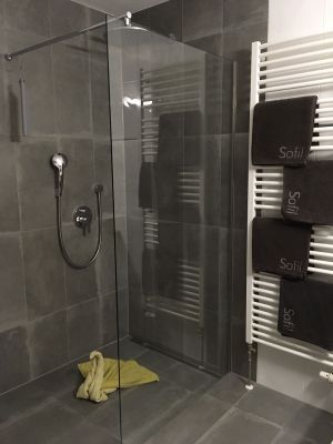 badezimmer-dusche.jpg